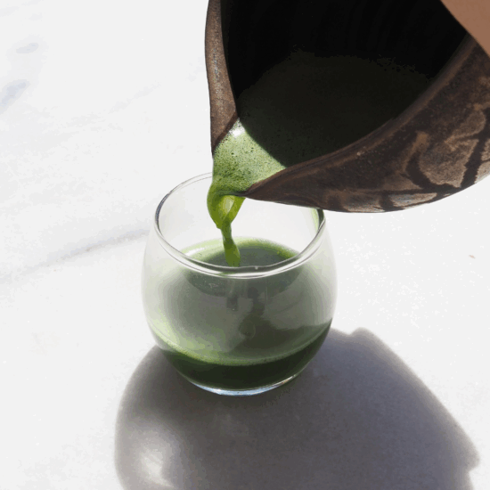 Bol à matcha Katakuchi en Mino-yaki doré